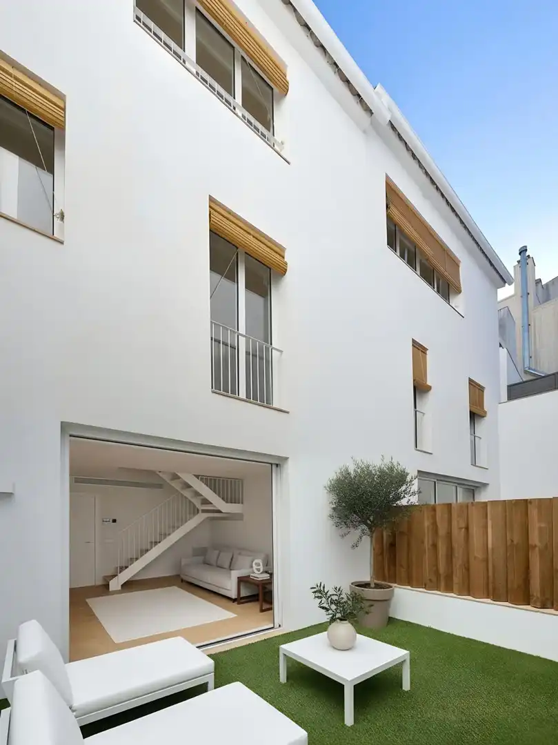 Vista exterior de Casa o chalet en venta en L'Escala con Aire acondicionado, Calefacción y Jardín privado
