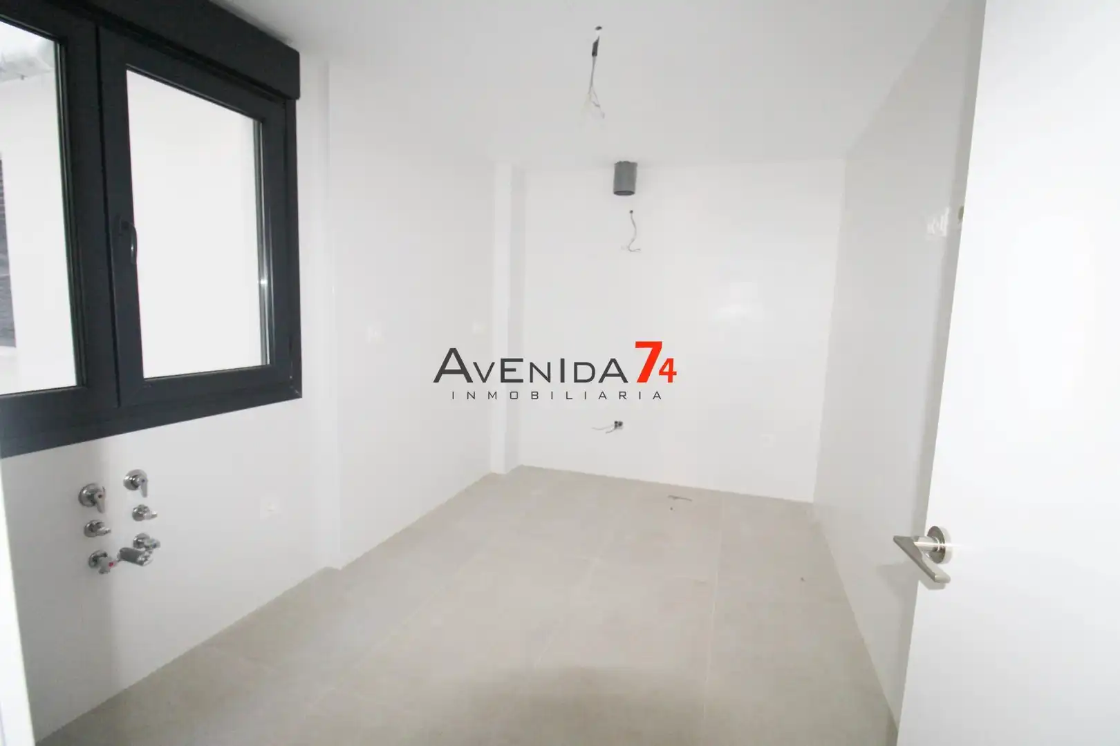 Habitación de Piso en venta en Lorca con Calefacción y Balcón