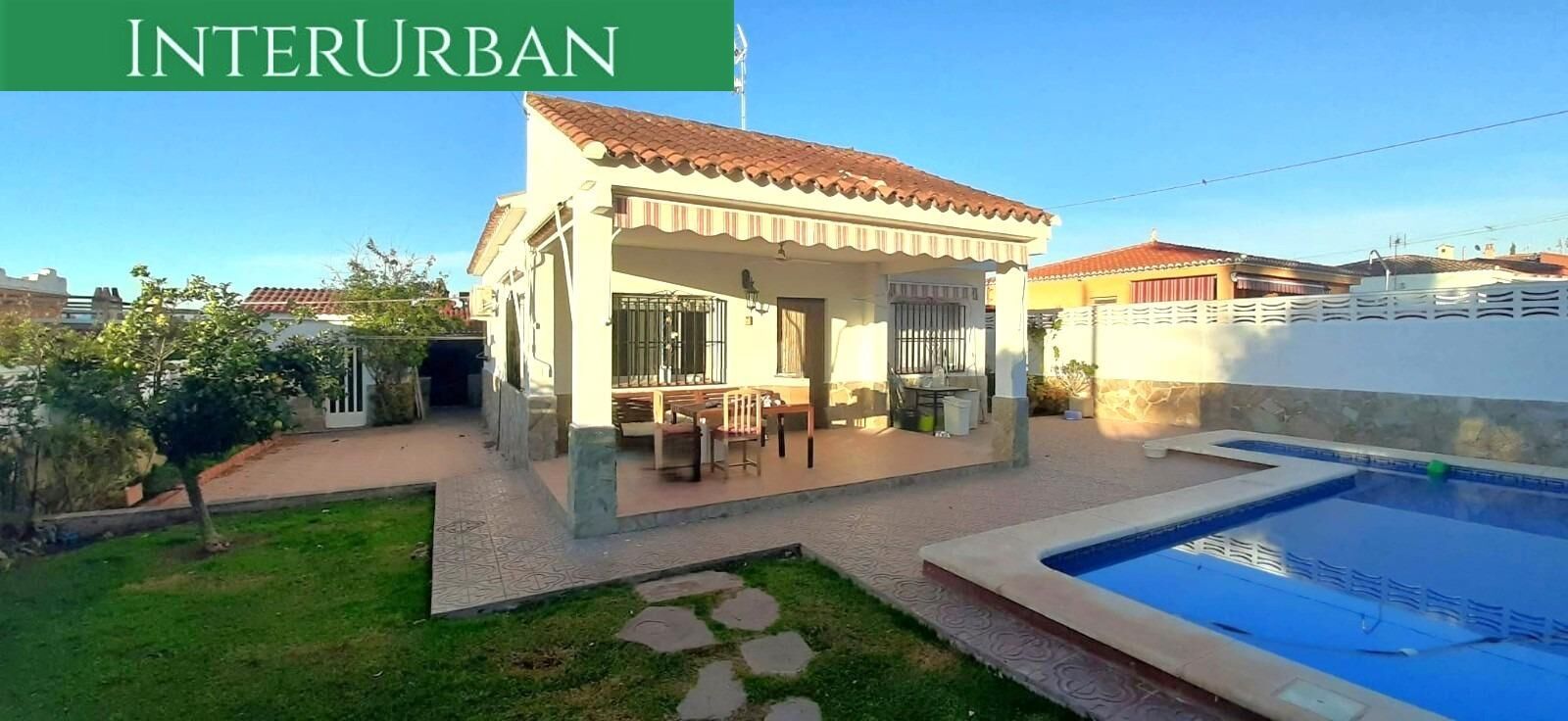 Vista exterior de Casa o chalet en venta en Llíria con Aire acondicionado, Jardín privado y Terraza
