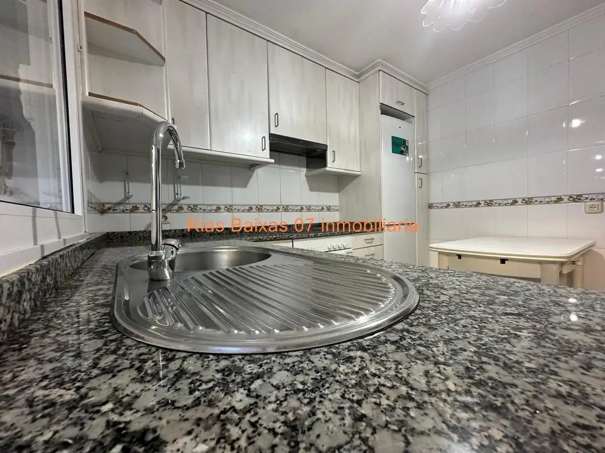 Kitchen of Flat for sale in Lavadores