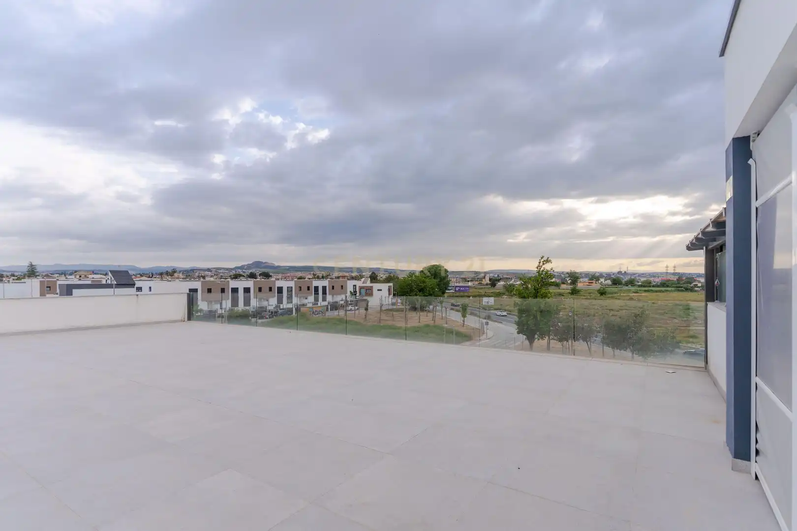 Terrassa de Local de lloguer en Churriana de la Vega