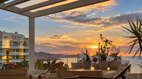 Moderno apartamento de 2 dormitorios y espectaculares vista al mar