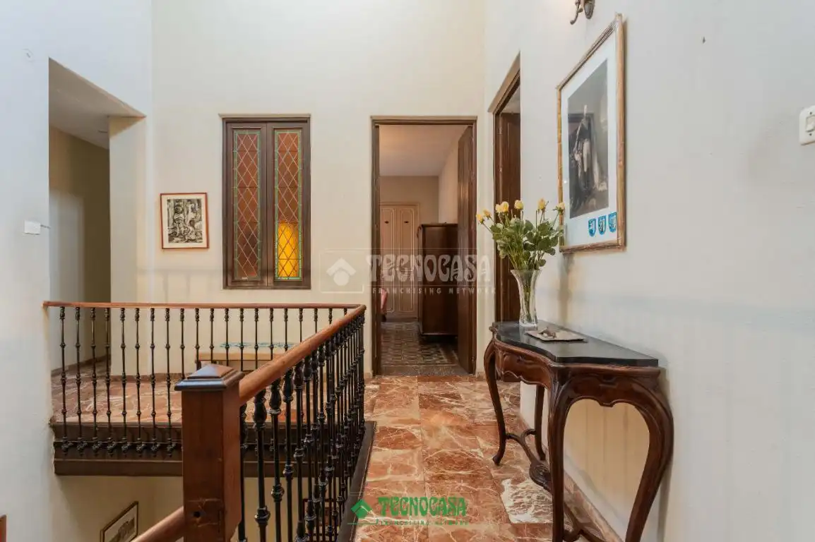 Casa adosada en venta en Almería con Calefacción y Balcón