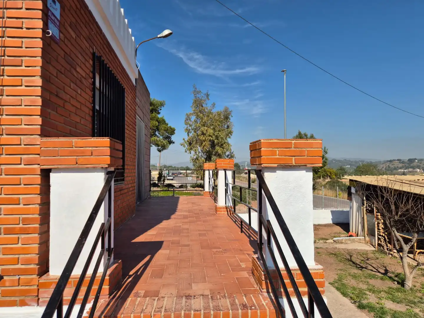 Vista exterior de Casa o chalet en venta en Gilet con Aire acondicionado, Terraza y Balcón