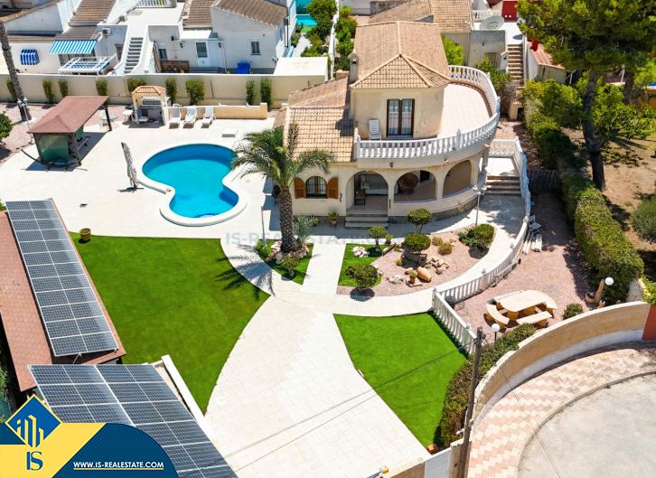 Garden of House or chalet for sale in Torrevieja  with Terrace, Swimming Pool and Furnished