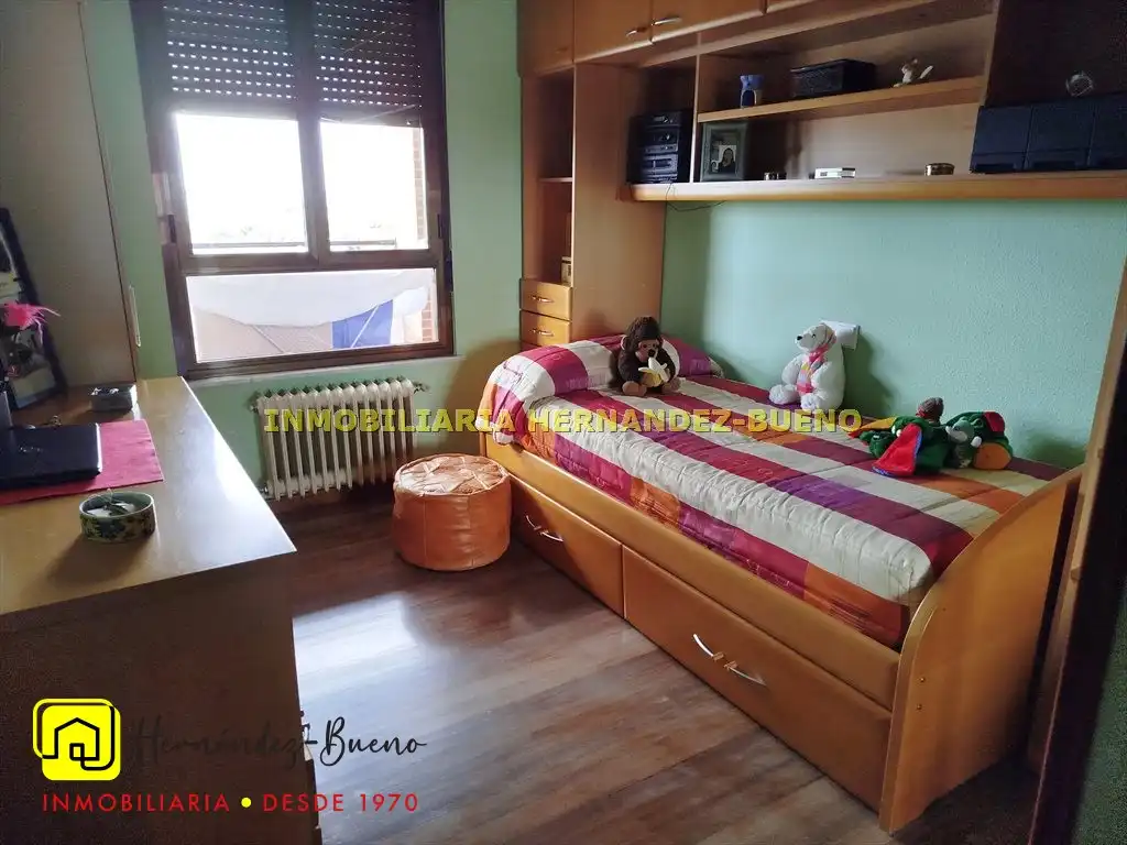 Habitación de Piso en venta en Salamanca con Calefacción, Trastero y Amueblado