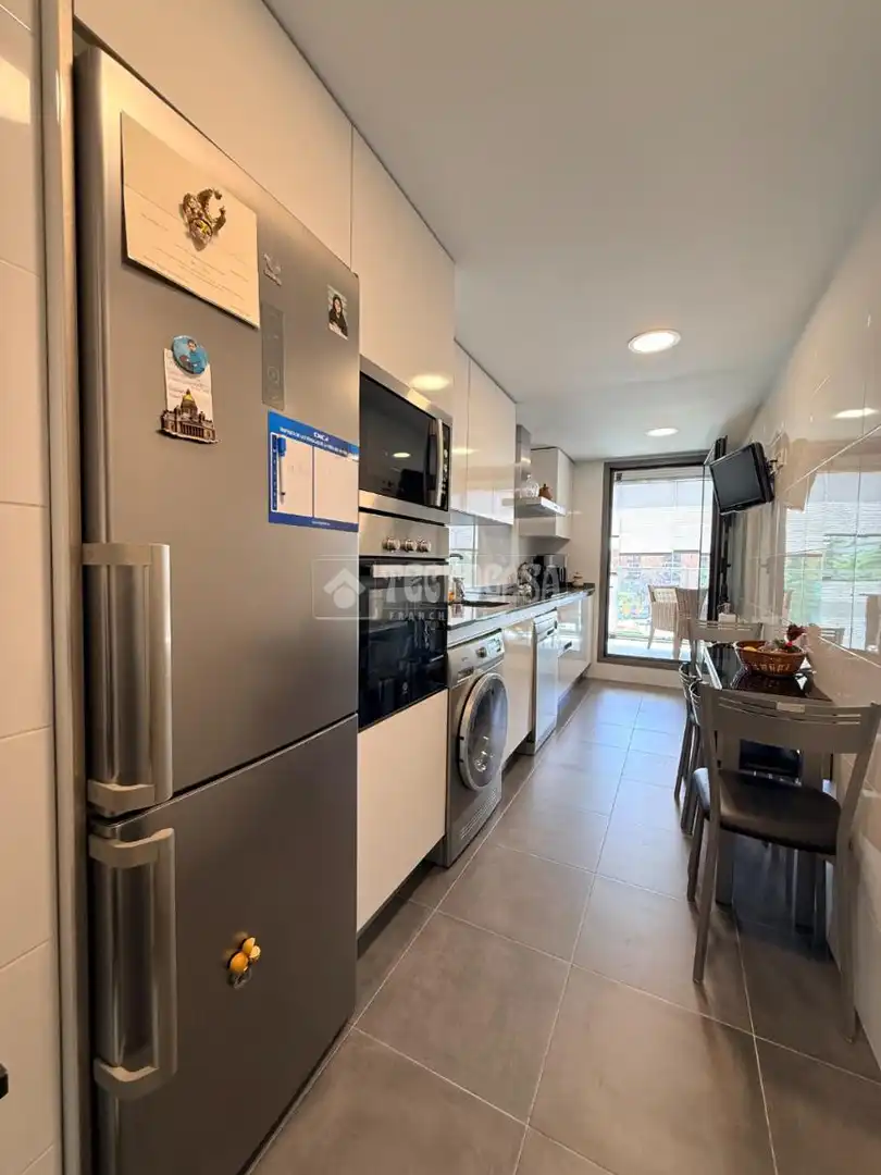 Cocina de Piso en venta en Getafe con Aire acondicionado, Calefacción y Terraza