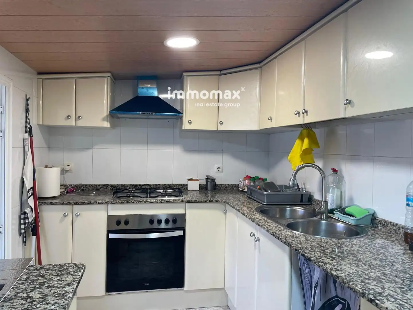 Cuina de Casa o xalet en venda en Tortosa amb Terrassa i Moblat