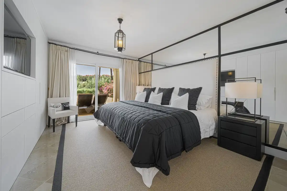 Apartament amb piscina en venda a Nueva Andalucía, imagen 18