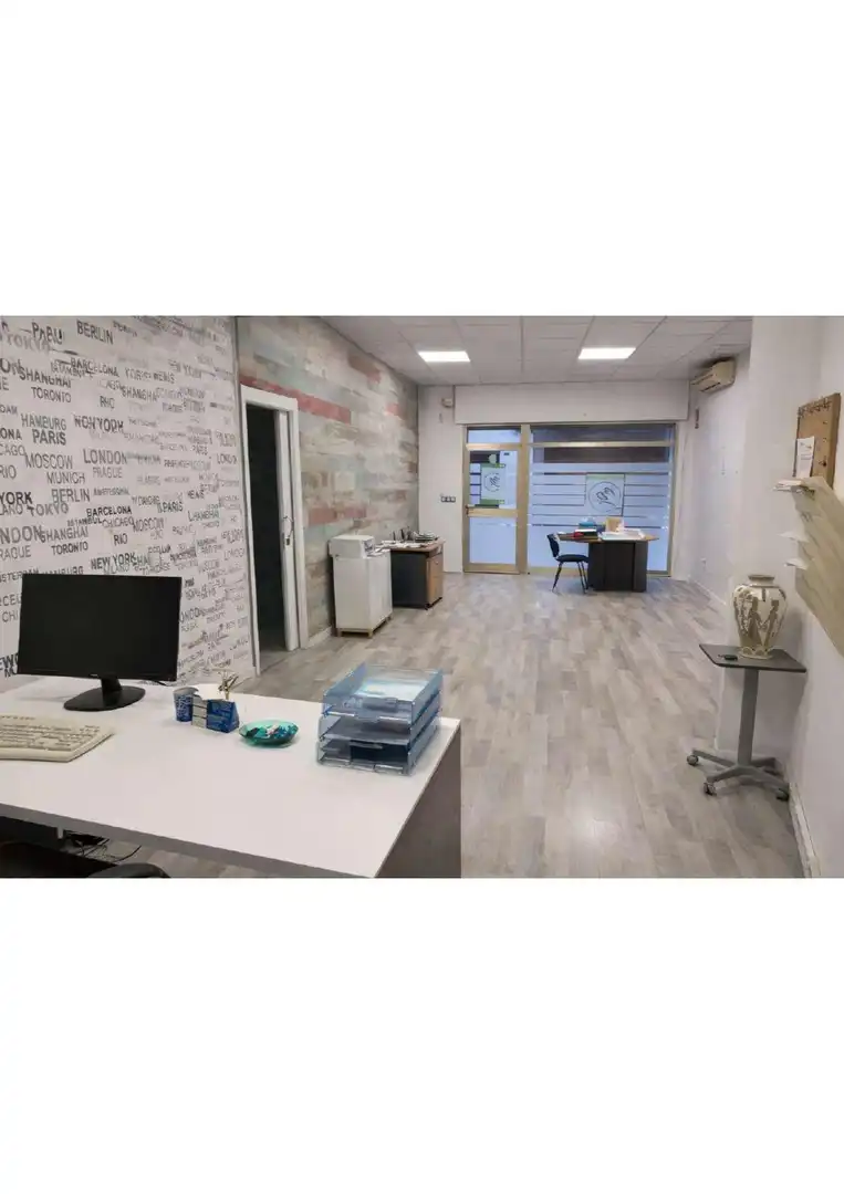 Local comercial en venta en Novelda, imagen 2
