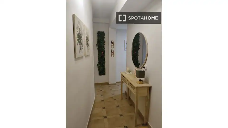Apartament per a compartir en Córdoba amb Aire condicionat, Terrassa i Moblat