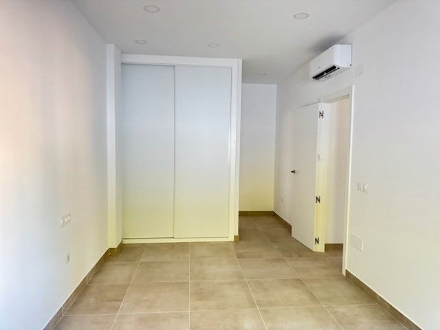 Flat to rent in Málaga Capital  with Air Conditioner and Furnished