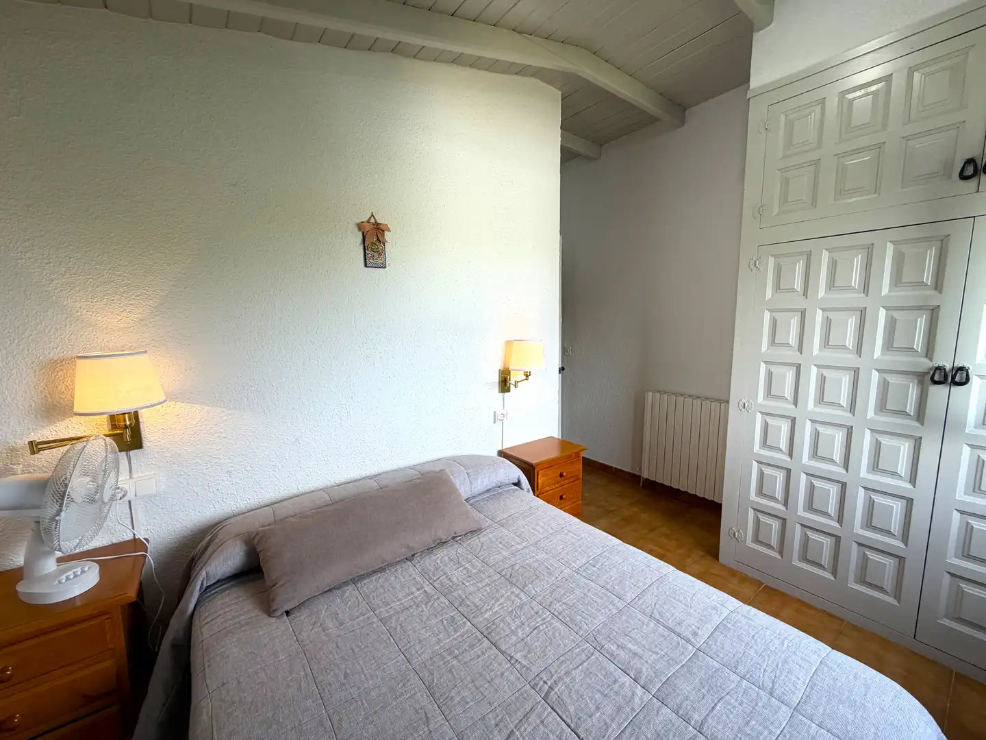 Dormitori de Finca rústica en venda en Mediona amb Jardí privat, Parquet i Terrassa