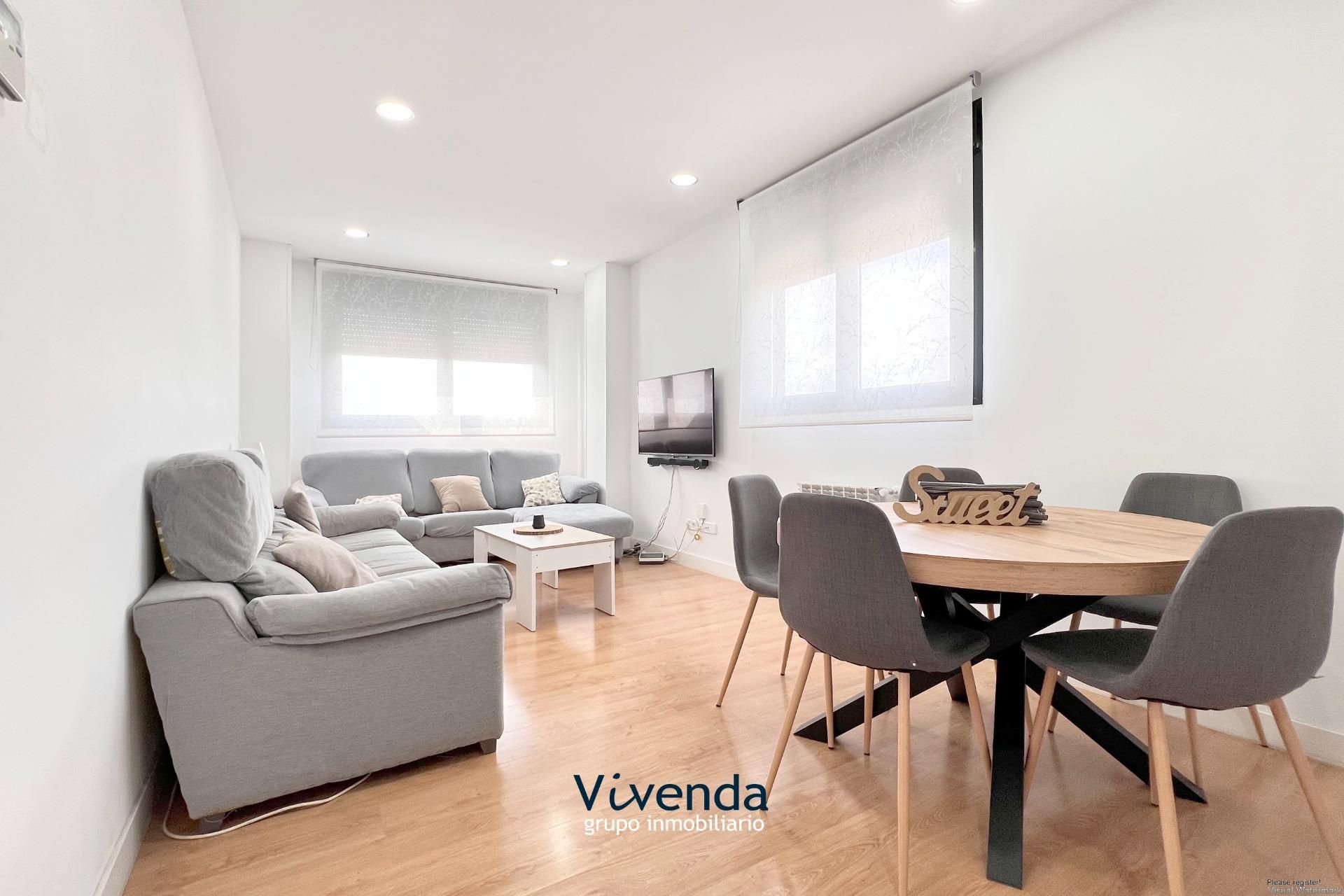 Sala d'estar de Àtic en venda en Móstoles amb Aire condicionat, Calefacció i Terrassa