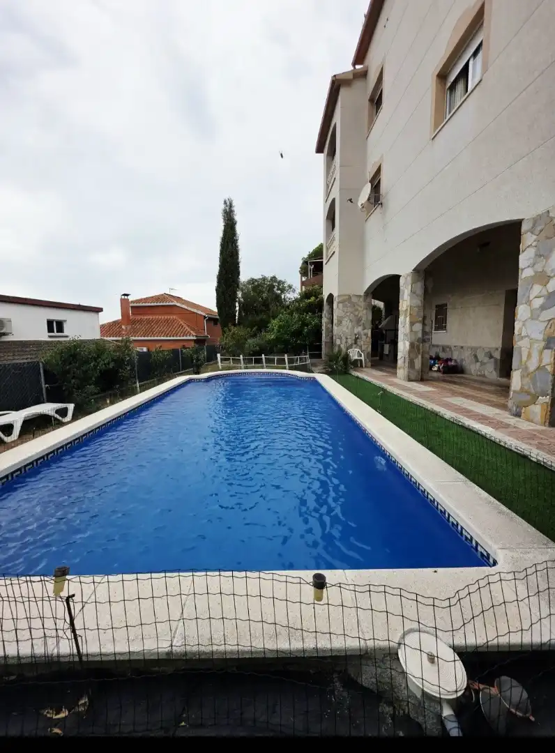 Chalet con terraza en venta en Sant Fost de Campsentelles, imagen 5