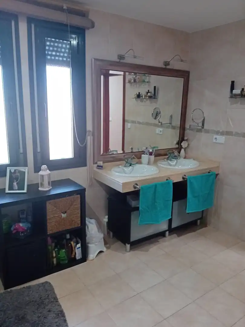 Baño de Casa o chalet en venta en Ciudad Real con Calefacción, Terraza y Trastero