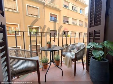 Wohnung mit Balkon zum Verkauf in Carrer del Bisbe Laguarda