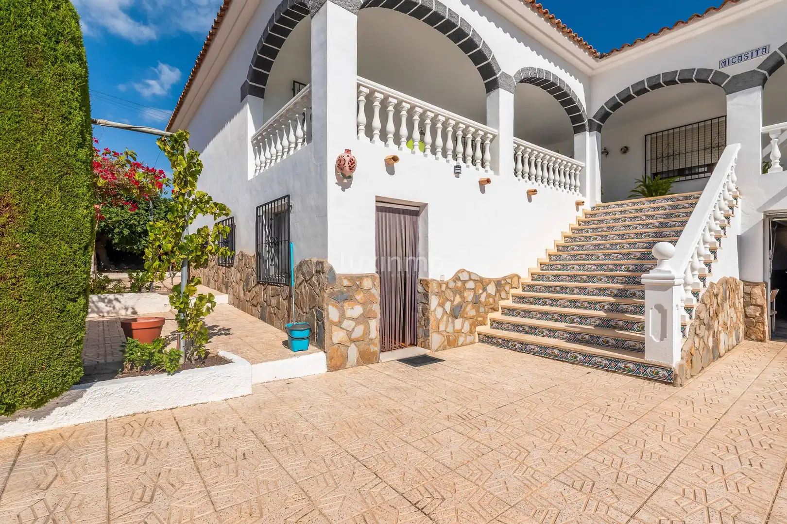 Exterior view of Houses for sale in L'Alfàs del Pi  with Terrace, Storage room and Swimming Pool