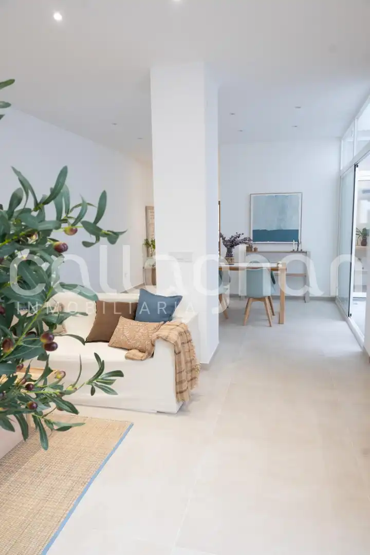 Wohnzimmer von Erdgeschoss zum Verkauf in Valencia mit Terrasse