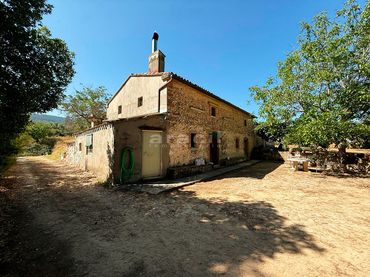 Casa rústica con piscina en venta en Bocairent