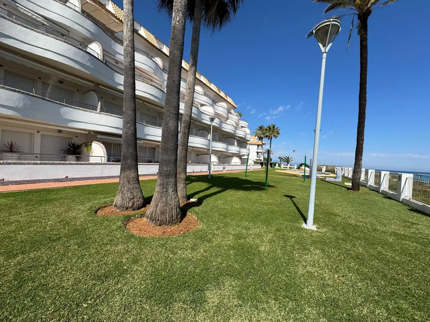 Vista exterior de Apartamento en venta en Dénia con Aire acondicionado, Calefacción y Jardín privado
