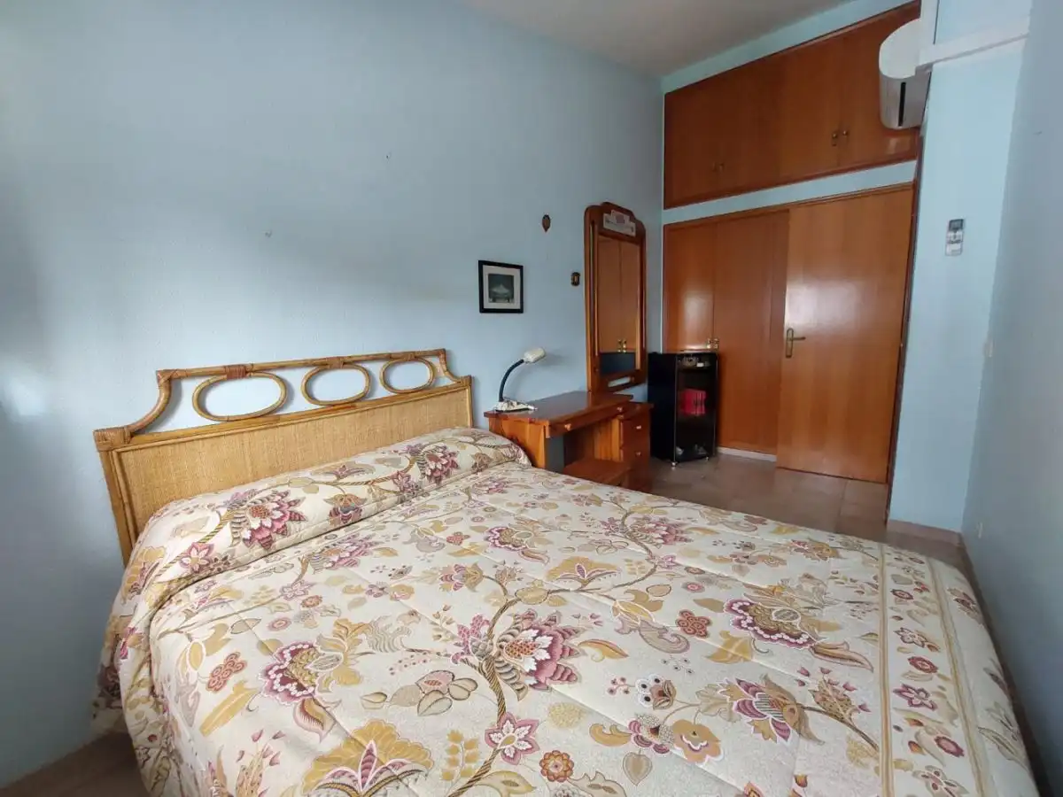 Habitación de Casa o chalet en venta en Benicasim / Benicàssim con Aire acondicionado, Calefacción y Terraza