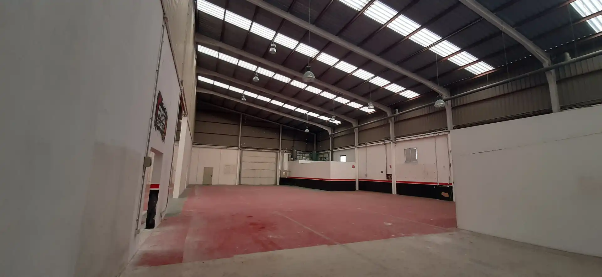 Nave industrial de alquiler en Picassent