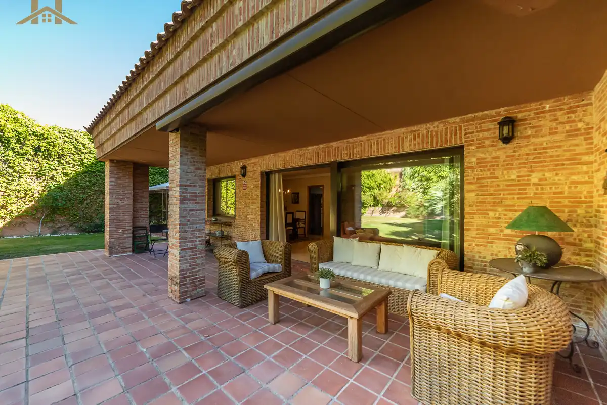 Terrace of Detached homes for sale in Villanueva del Pardillo  with Air Conditioner, Heating and Private garden