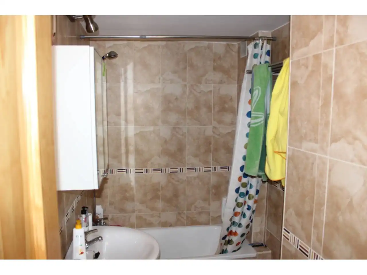Badezimmer von Wohnung zur Miete in Las Gabias mit Klimaanlage, Heizung und Möbliert