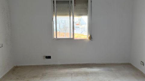 Foto 4 de Piso en venta en Calle Isaac Albéniz, La Reconquista - El Rosario, Algeciras