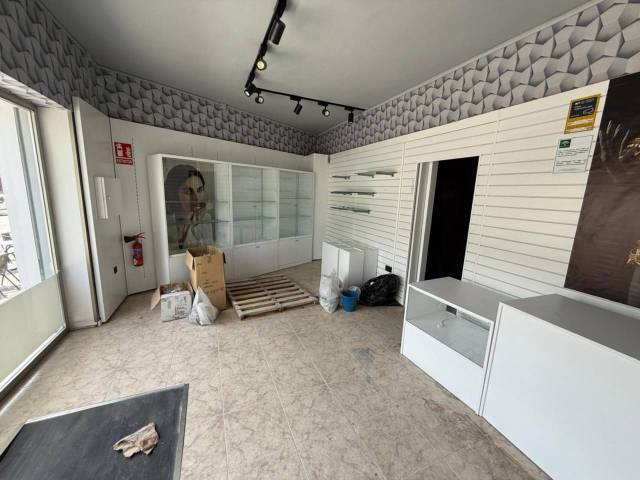 Local comercial en Alquiler en Úbeda