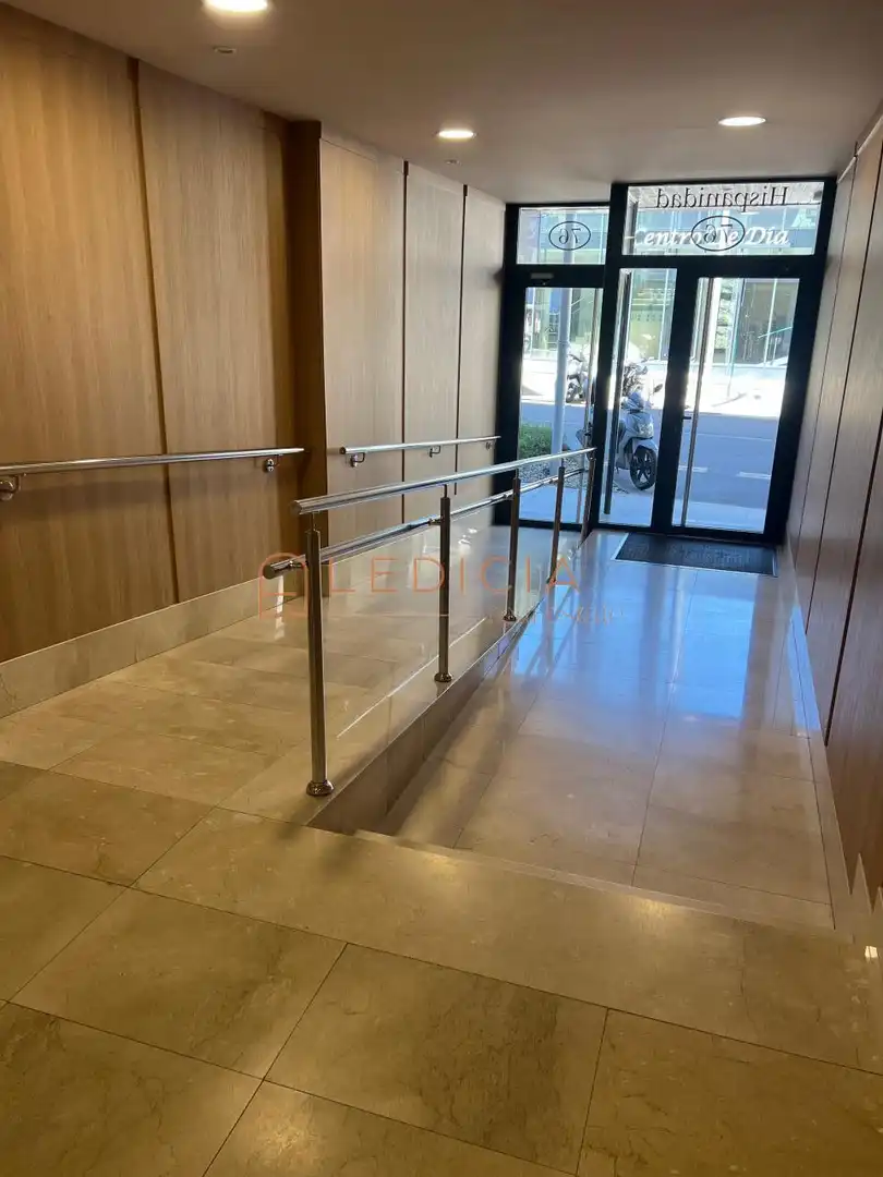 Terraza de Piso de alquiler en Vigo  con Calefacción, Parquet y Amueblado