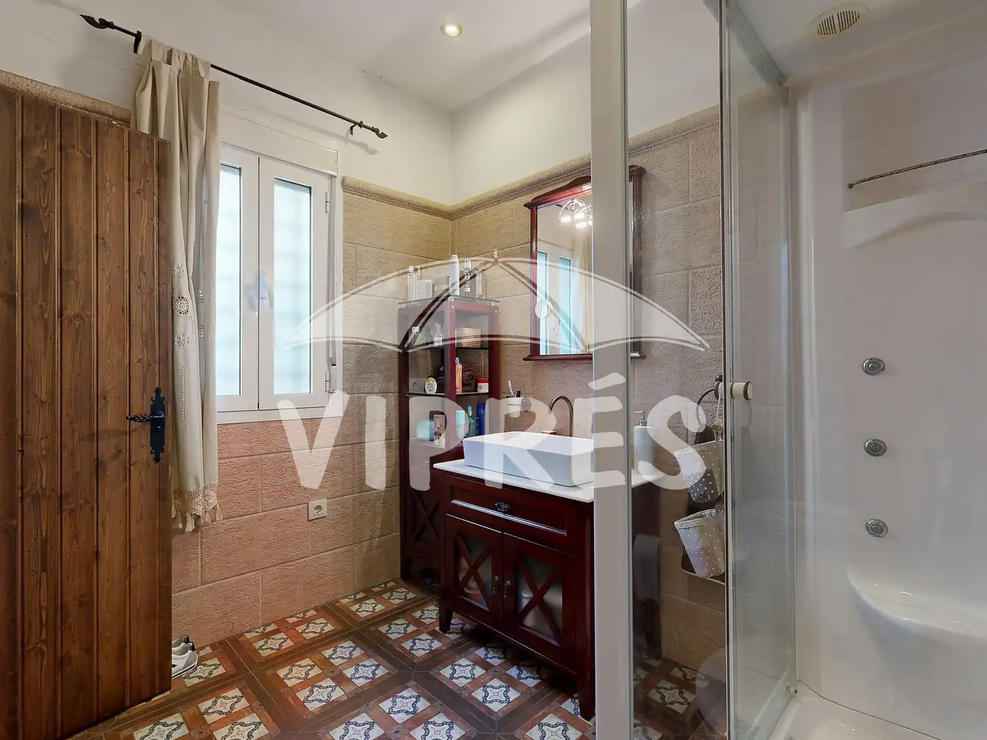 Bathroom of Houses for sale in Arroyo de San Serván  with Heating and Storage room