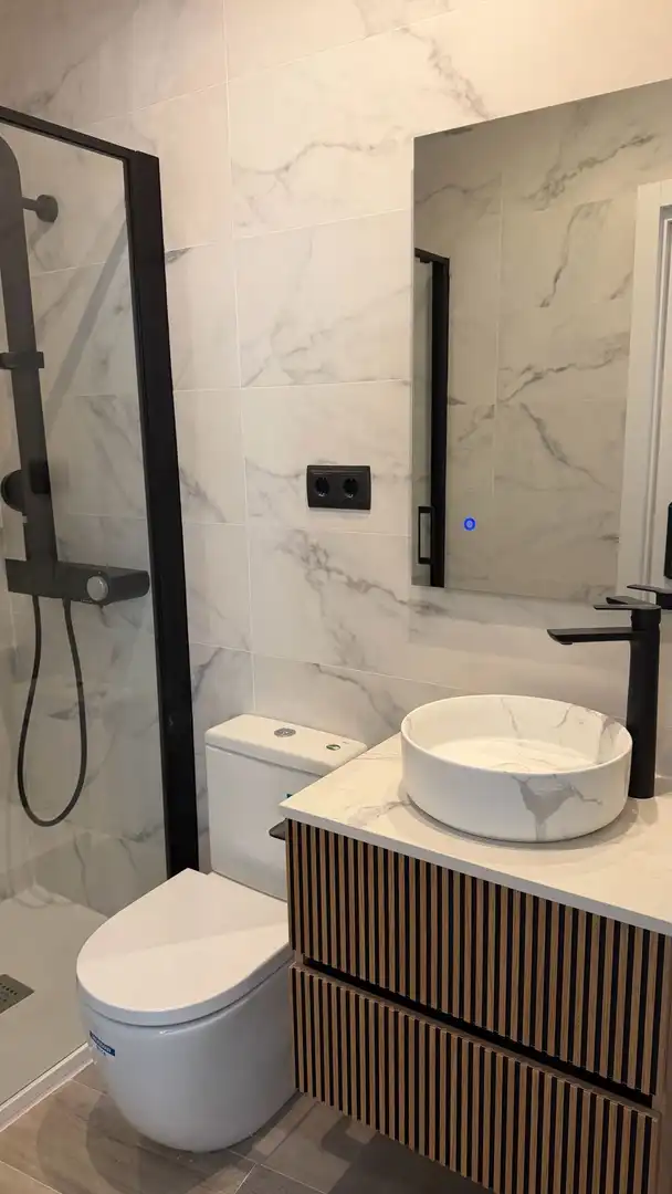 Badezimmer von Wohnung zum Verkauf in Getafe mit Klimaanlage, Heizung und Haustechnik