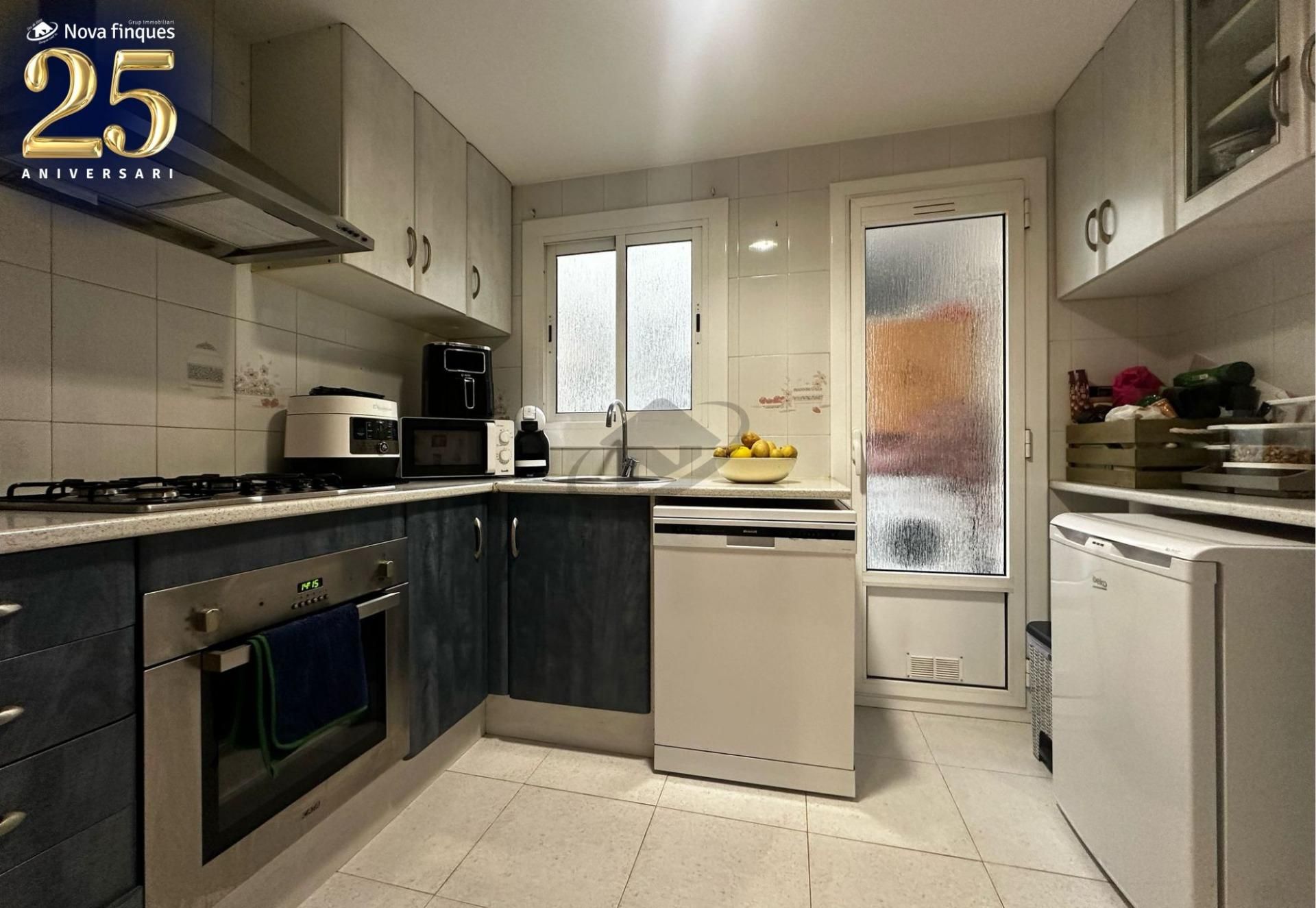Kitchen of Flat for sale in Barberà del Vallès  with Air Conditioner, Heating and Balcony