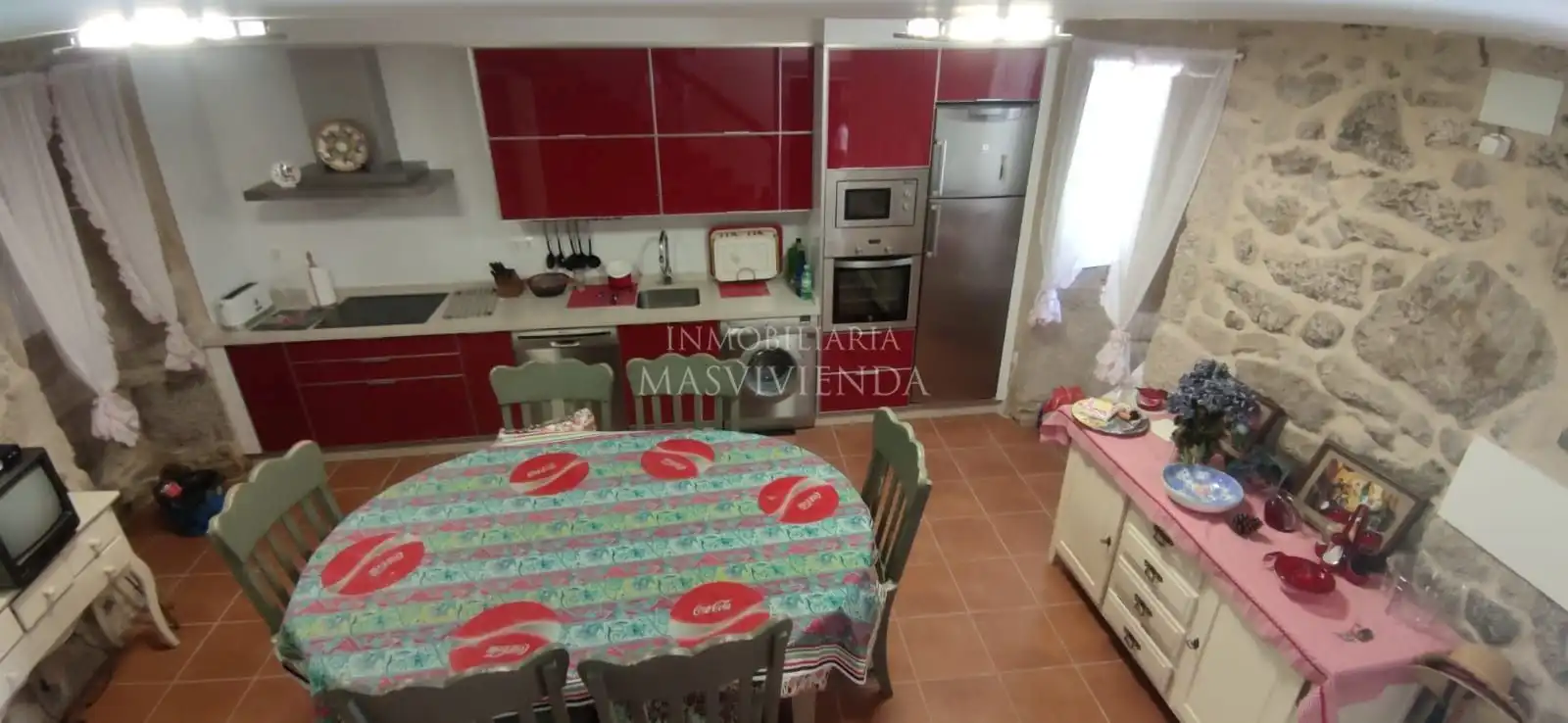 Cuina de Casa o xalet en venda en Moraña amb Calefacció i Jardí privat
