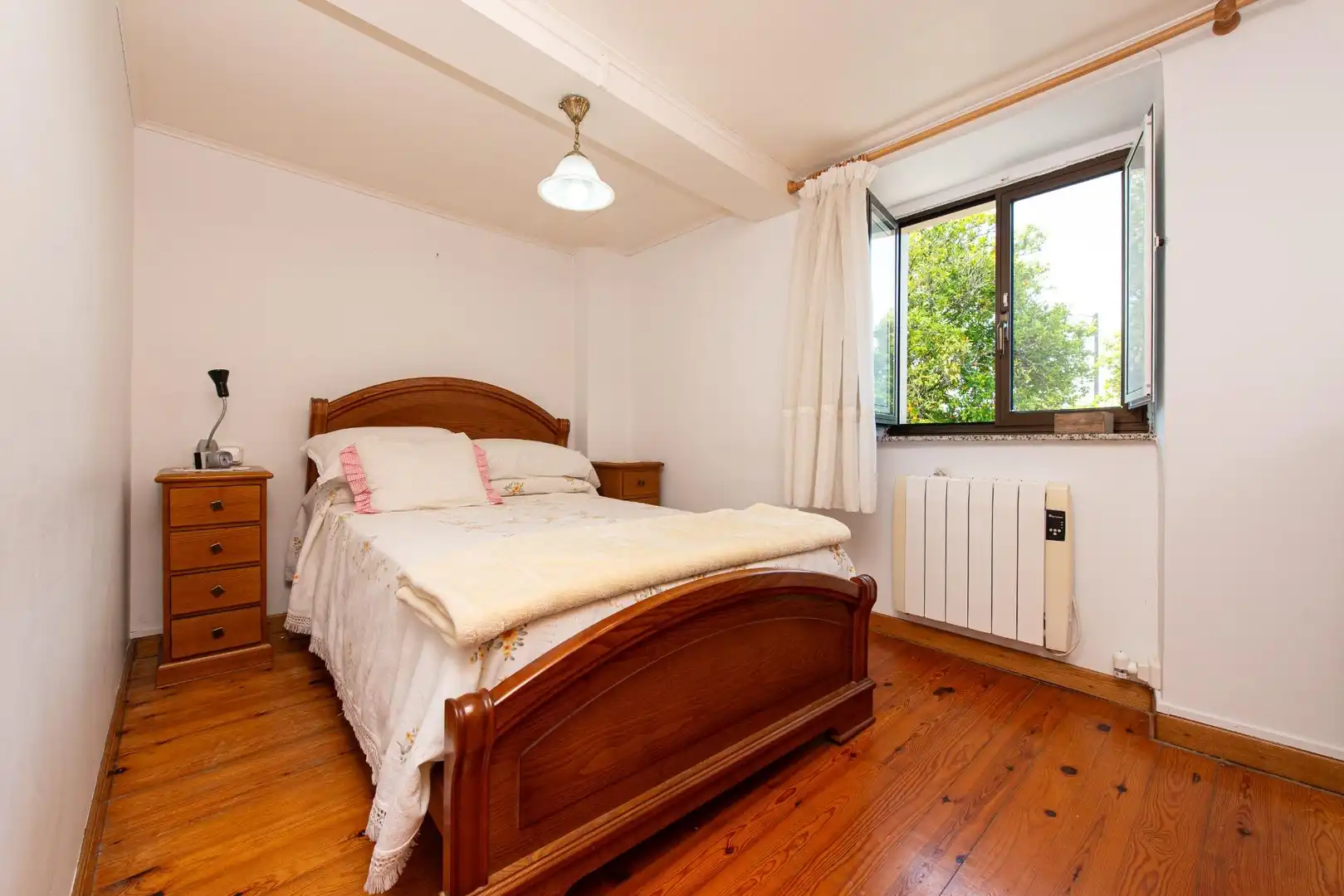 Habitación de Casa o chalet en venta en Miño con Calefacción, Trastero y Amueblado