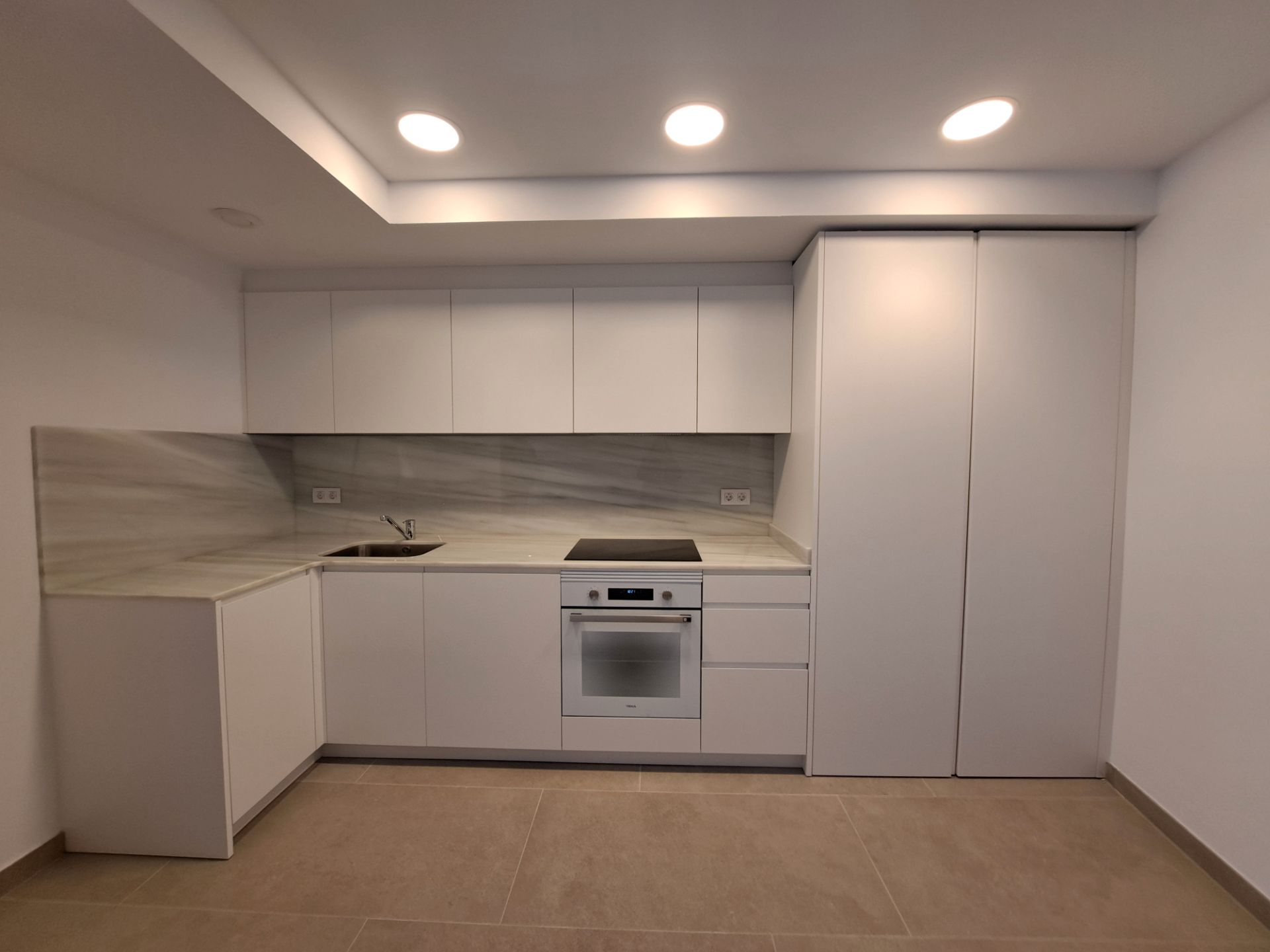 Kitchen of Flat to rent in Mataró  with Air Conditioner, Heating and Storage room