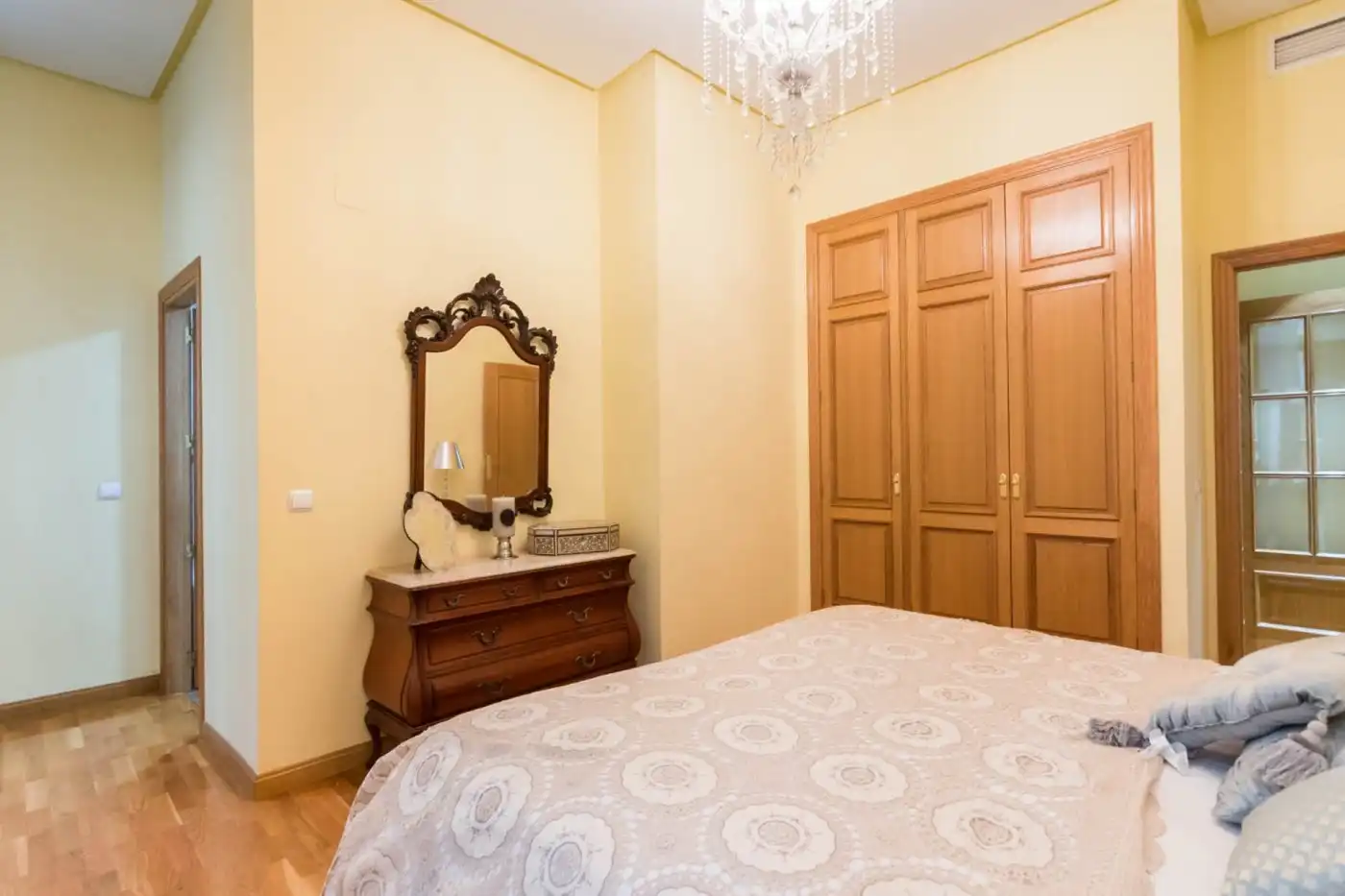 Habitación de Piso en venta en Murcia con Parquet, Trastero y Balcón