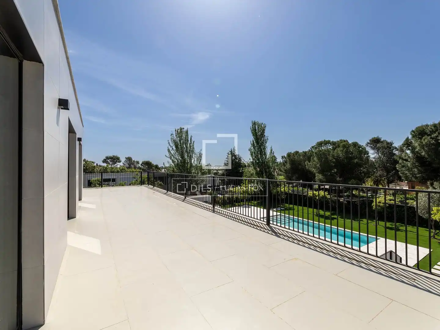 Terrassa de Casa o xalet en venda en Majadahonda amb Aire condicionat, Calefacció i Jardí privat
