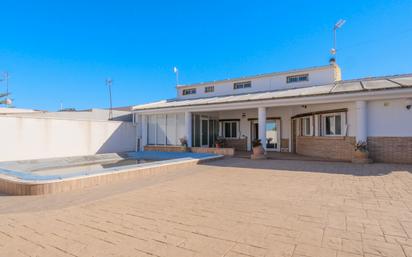 Exterior view of House or chalet for sale in Los Alcázares  with Terrace and Swimming Pool