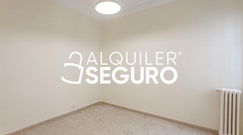Foto 4 de Piso de alquiler en De Espronceda, Ríos Rosas - Nuevos Ministerios, Madrid Capital