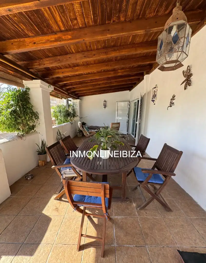 Terrassa de Casa o xalet en venda en Sant Antoni de Portmany amb Aire condicionat, Jardí privat i Terrassa