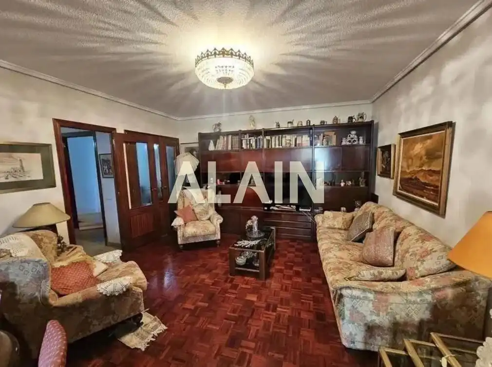 Sala d'estar de Pis en venda en Valencia amb Aire condicionat, Calefacció i Parquet