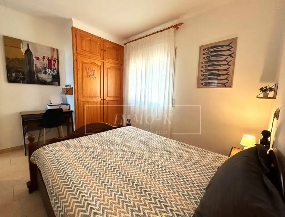 Dormitori de Apartament en venda en Llançà amb Terrassa