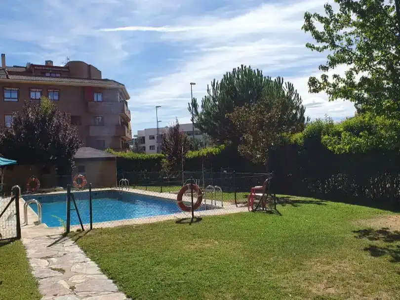 Piscina de Pis en venda en Collado Villalba amb Piscina