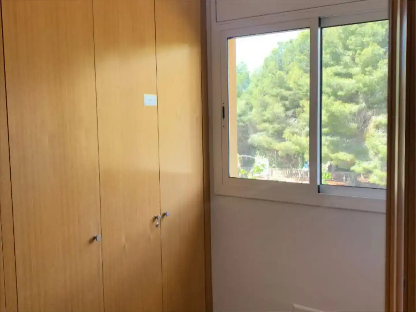 Habitación de Piso en venta en Cubelles con Aire acondicionado, Jardín privado y Parquet