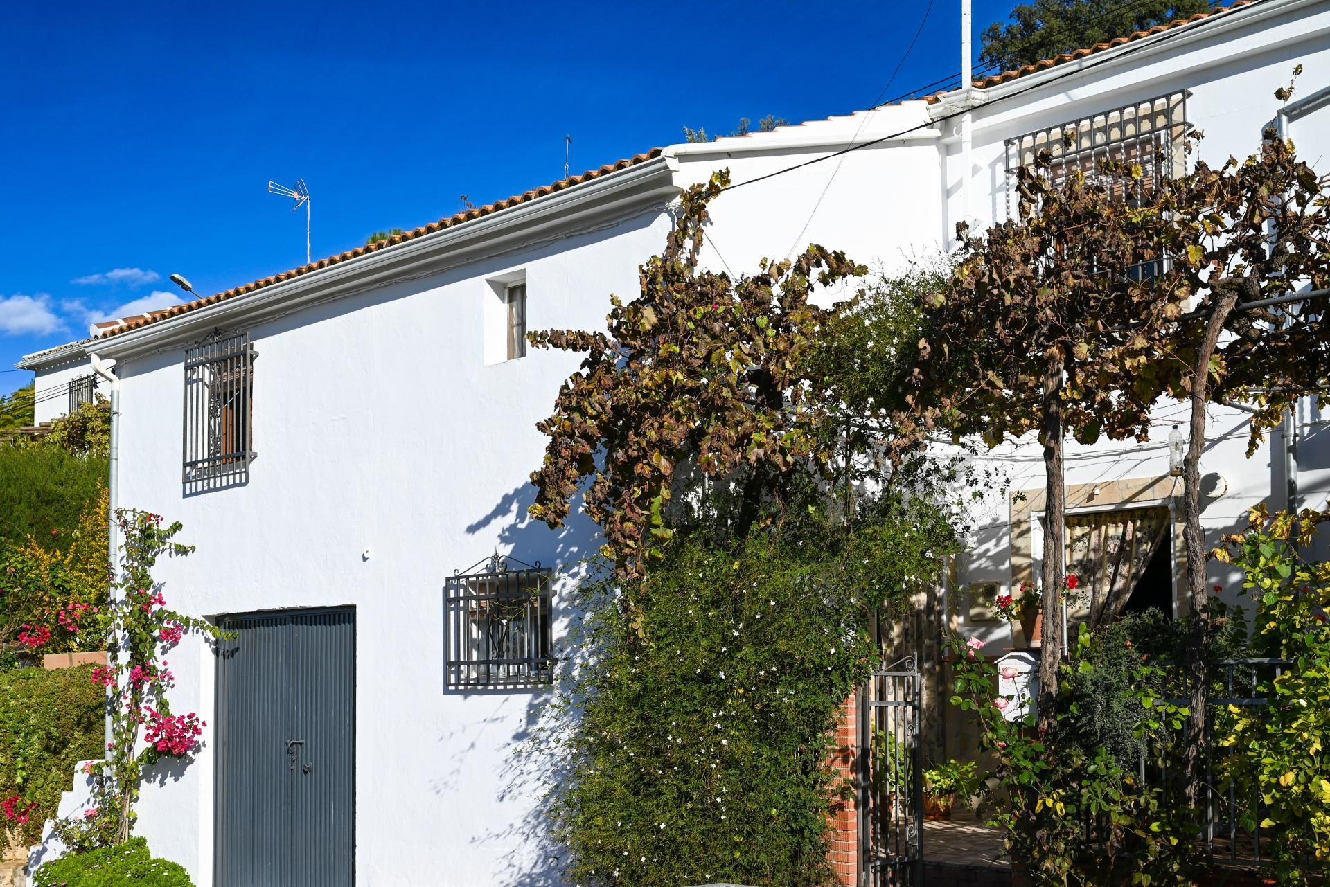 Exterior view of Country house for sale in Villanueva de Algaidas  with Heating, Terrace and Balcony