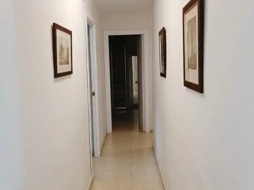 Wohnung zur Miete in Sevilla mit Klimaanlage, Schwimmbad und Möbliert