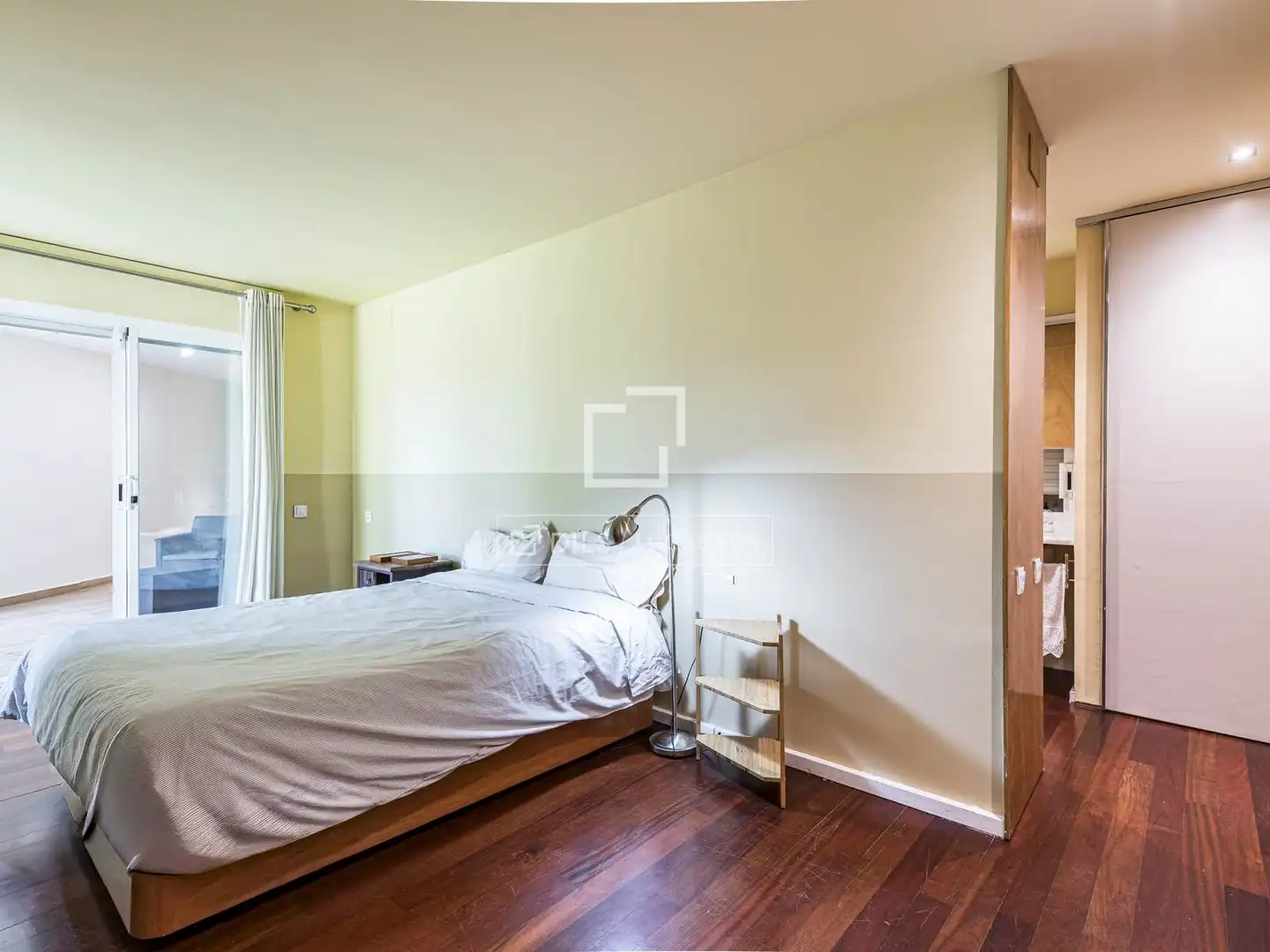Habitación de Piso de alquiler en Sant Cugat del Vallès con Aire acondicionado, Jardín privado y Terraza